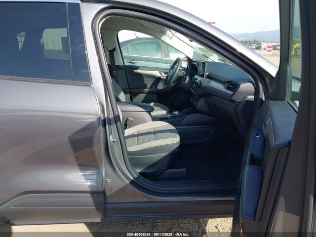 2021 Ford Escape Se მანქანა იყიდება აუქციონზე, vin: 1FMCU0G69MUA78511, აუქციონის ნომერი: 46106054