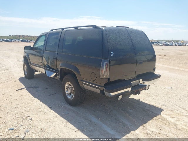 46106065 :رقم المزاد ، 1GNGK26J1WJ309197 vin ، 1998 Chevrolet Suburban 2500 مزاد بيع