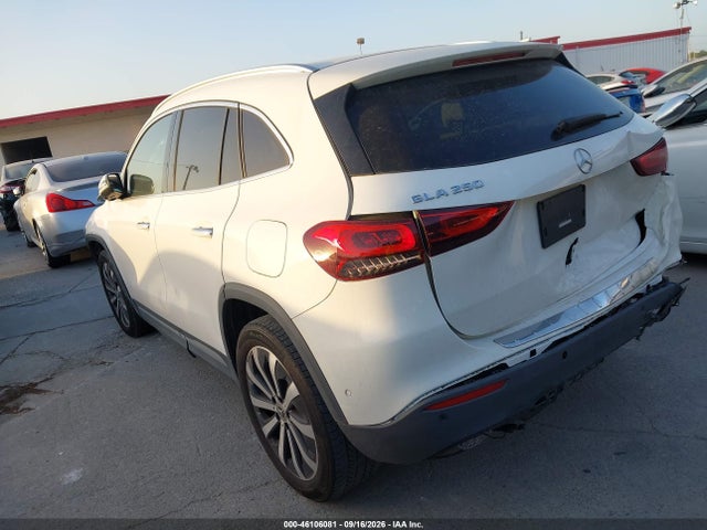 W1N4N4GB7PJ473814 Mercedes-Benz GLA 250