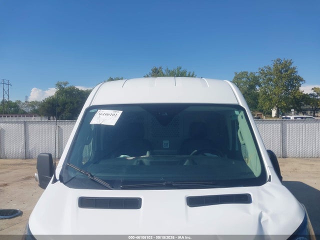 46106102 :رقم المزاد ، 1FTBR2C89RKA53289 vin ، 2024 Ford Transit-250 مزاد بيع