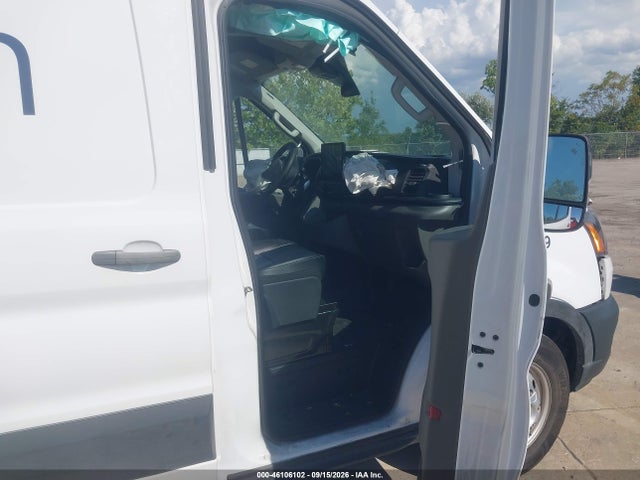46106102 :رقم المزاد ، 1FTBR2C89RKA53289 vin ، 2024 Ford Transit-250 مزاد بيع