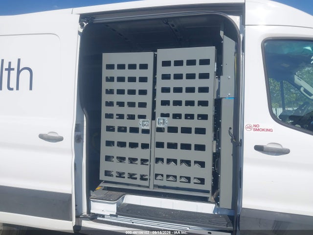 46106102 :رقم المزاد ، 1FTBR2C89RKA53289 vin ، 2024 Ford Transit-250 مزاد بيع
