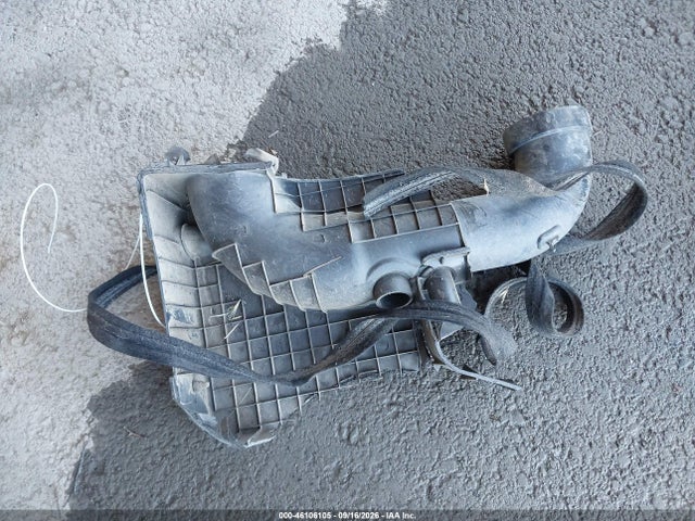 46106105 :رقم المزاد ، KMHCT4AE3DU537977 vin ، 2013 Hyundai Accent Gls مزاد بيع