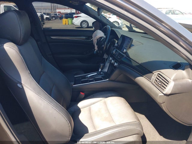 1HGCV1F38JA210719 Honda Accord Sport