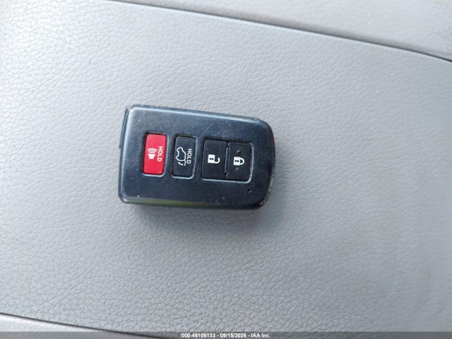 46106133 :رقم المزاد ، 5TDYKRFH8ES011668 vin ، 2014 Toyota Highlander Limited Platinum V6 مزاد بيع