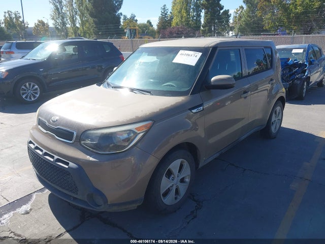 46106174 :رقم المزاد ، KNDJN2A2XF7191895 vin ، 2015 Kia Soul مزاد بيع