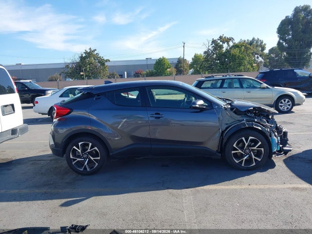 JTNKHMBX4K1022143 Toyota C-HR XLE