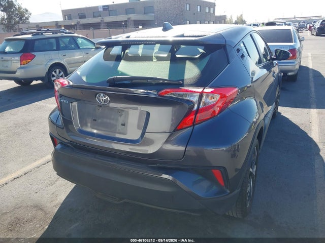 JTNKHMBX4K1022143 Toyota C-HR XLE