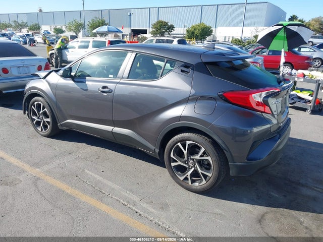 JTNKHMBX4K1022143 Toyota C-HR XLE