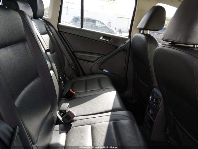 2017 Volkswagen Tiguan 2.0t S მანქანა იყიდება აუქციონზე, vin: WVGBV7AX9HW501472, აუქციონის ნომერი: 46106272