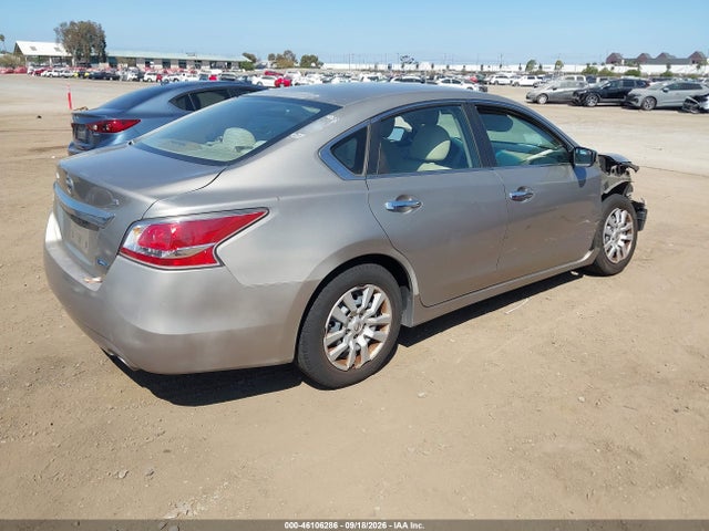 2014 Nissan Altima 2.5 S მანქანა იყიდება აუქციონზე, vin: 1N4AL3AP4EC131520, აუქციონის ნომერი: 46106286