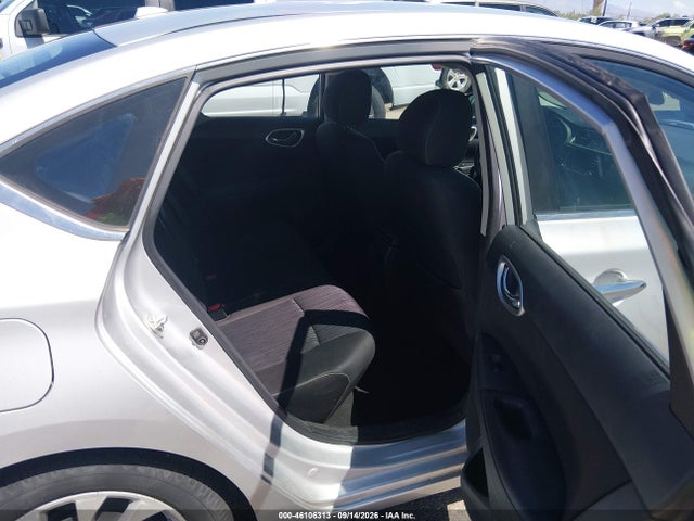 3N1AB7AP3JL624322 Nissan SENTRA SV