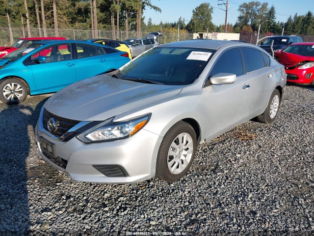 Nissan Altima 2.5 S 2018 1N4AL3AP9JC140885 Image 2