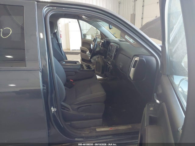 46106330 :رقم المزاد ، 3GCUKREC6HG511691 vin ، 2017 Chevrolet Silverado 1500 2lt مزاد بيع