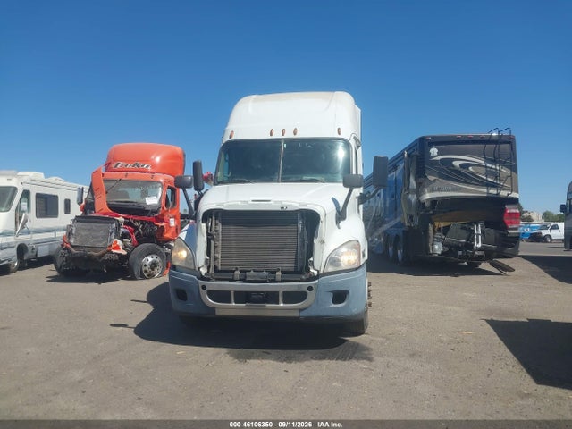 Продажа на аукционе авто 2016 Freightliner Cascadia 125, vin: 3AKJGLDR0GSHF1582, номер лота: 46106350