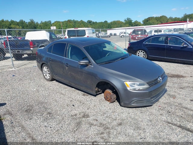 46106352 :رقم المزاد ، 3VWD17AJ5EM382218 vin ، 2014 Volkswagen Jetta 1.8t Se مزاد بيع