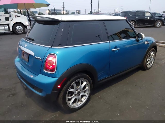 2007 Mini Cooper S მანქანა იყიდება აუქციონზე, vin: WMWMF73537TL90100, აუქციონის ნომერი: 46106402