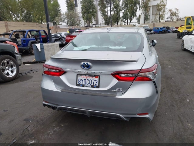 46106437 :رقم المزاد ، 4T1G31AKXNU573320 vin ، 2022 Toyota Camry Se Hybrid مزاد بيع