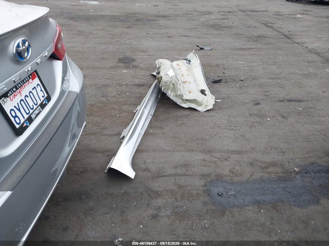 46106437 :رقم المزاد ، 4T1G31AKXNU573320 vin ، 2022 Toyota Camry Se Hybrid مزاد بيع