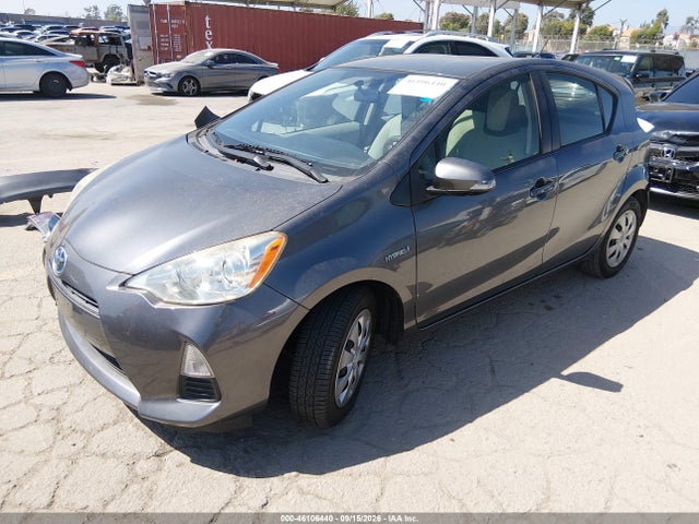 2014 Toyota Prius C One მანქანა იყიდება აუქციონზე, vin: JTDKDTB35E1076594, აუქციონის ნომერი: 46106440