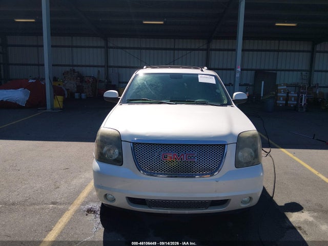 2011 Gmc Yukon Xl 1500 Denali მანქანა იყიდება აუქციონზე, vin: 1GKS1MEF4BR101829, აუქციონის ნომერი: 46106449