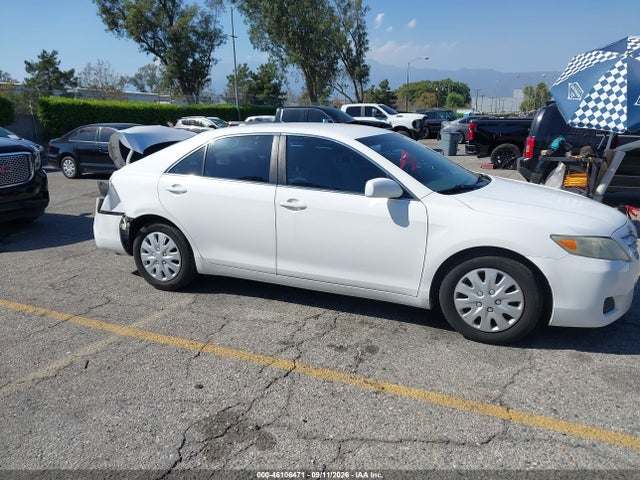 46106471 :رقم المزاد ، 4T1BF3EK6BU770987 vin ، 2011 Toyota Camry Le مزاد بيع