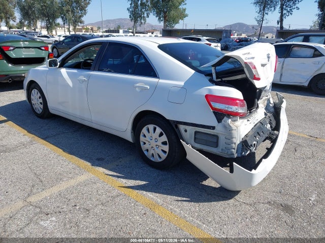 46106471 :رقم المزاد ، 4T1BF3EK6BU770987 vin ، 2011 Toyota Camry Le مزاد بيع