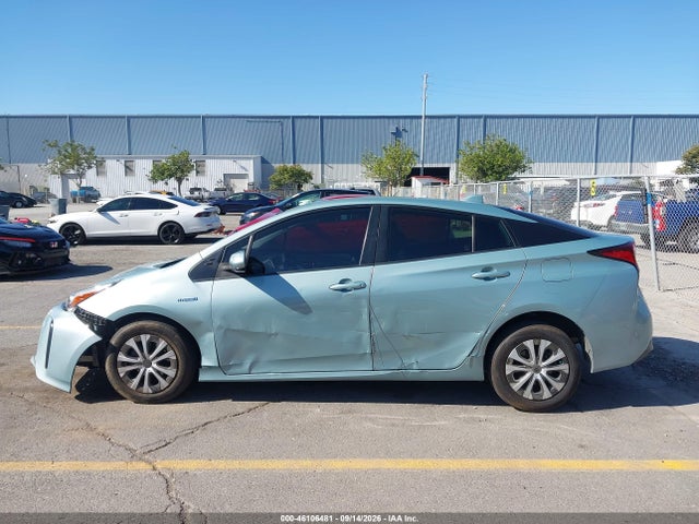 JTDKARFU1L3111664 Toyota Prius L Eco