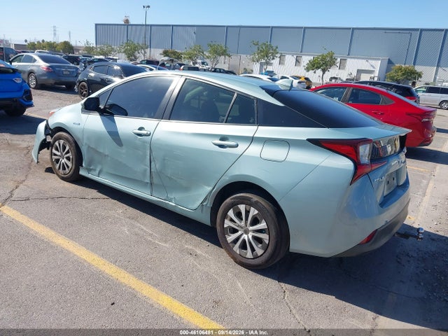 JTDKARFU1L3111664 Toyota Prius L Eco