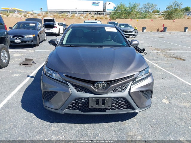 46106484 :رقم المزاد ، 4T1B11HK3KU732230 vin ، 2019 Toyota Camry Se مزاد بيع