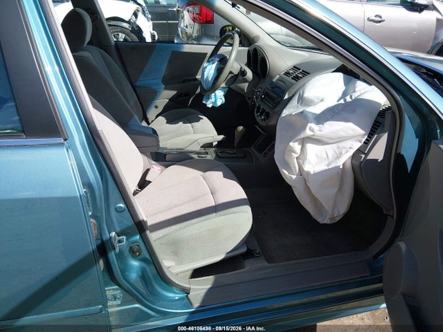 2002 Nissan Altima 2.5 S მანქანა იყიდება აუქციონზე, vin: 1N4AL11DX2C715247, აუქციონის ნომერი: 46106498