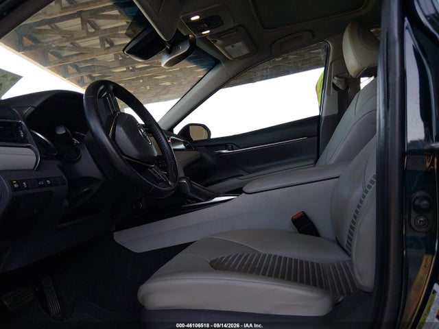 Продажа на аукционе авто 2018 Toyota Camry Se, vin: 4T1B11HK4JU550082, номер лота: 46106518