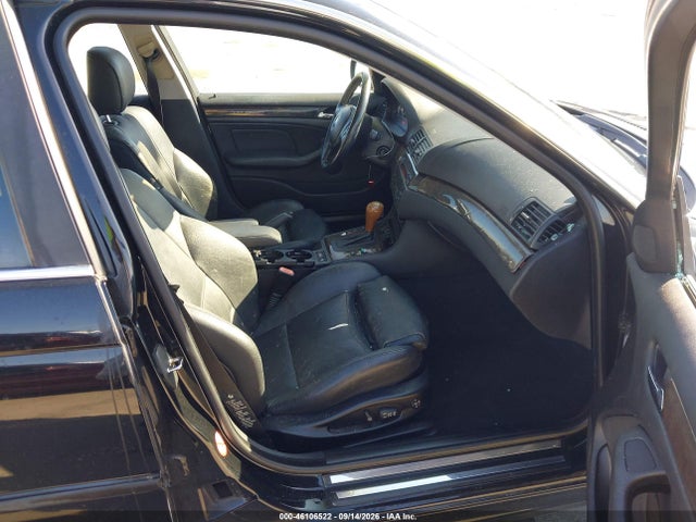 46106522 :رقم المزاد ، WBAAV53471JS90084 vin ، 2001 Bmw 330i مزاد بيع