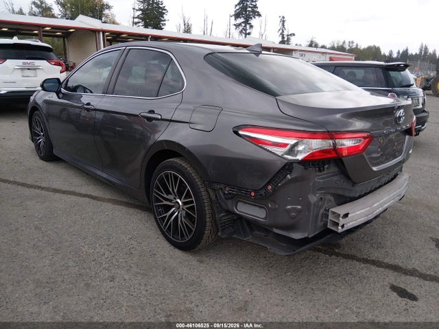 2019 Toyota Camry Le მანქანა იყიდება აუქციონზე, vin: 4T1B11HK0KU239377, აუქციონის ნომერი: 46106525