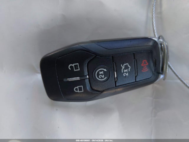 2016 Ford Fusion Hybrid Titanium მანქანა იყიდება აუქციონზე, vin: 3FA6P0RU6GR240374, აუქციონის ნომერი: 46106561