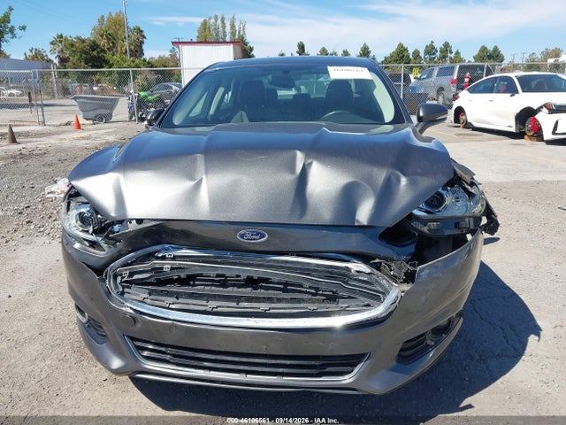 2016 Ford Fusion Hybrid Titanium მანქანა იყიდება აუქციონზე, vin: 3FA6P0RU6GR240374, აუქციონის ნომერი: 46106561