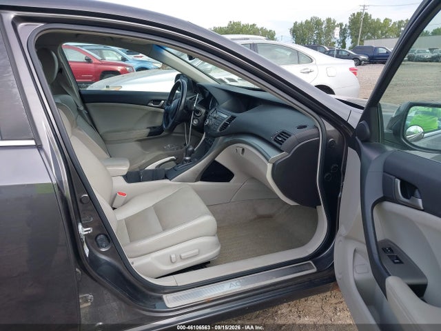 46106563 :رقم المزاد ، JH4CU2F66AC025251 vin ، 2010 Acura Tsx 2.4 مزاد بيع