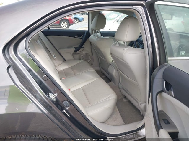 46106563 :رقم المزاد ، JH4CU2F66AC025251 vin ، 2010 Acura Tsx 2.4 مزاد بيع