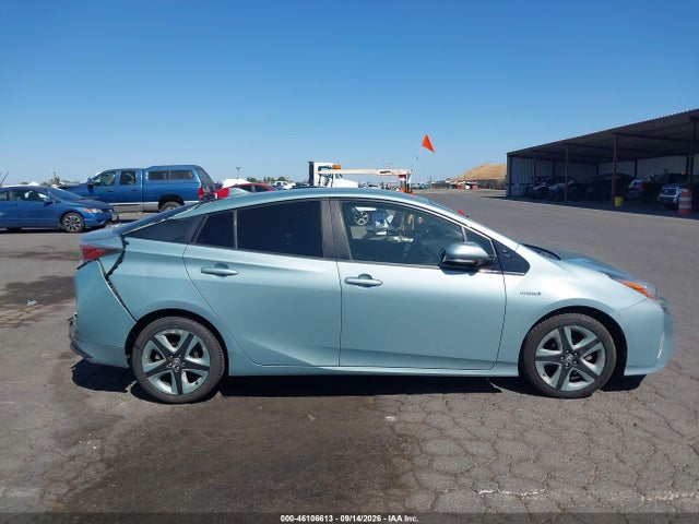Toyota Prius Three Touring 2017 JTDKARFU9H3033139 Image 13