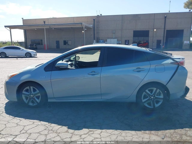 Toyota Prius Three Touring 2017 JTDKARFU9H3033139 Image 14