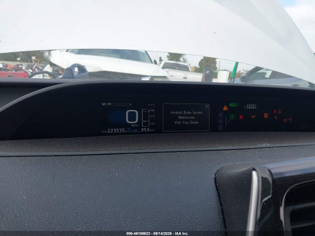 Toyota Prius Two 2017 JTDKBRFU6H3031801 Image 7