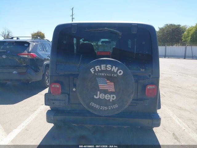 46106693 :رقم المزاد ، 1J4F449S04P717743 vin ، 2004 Jeep Wrangler Sport Rhd مزاد بيع