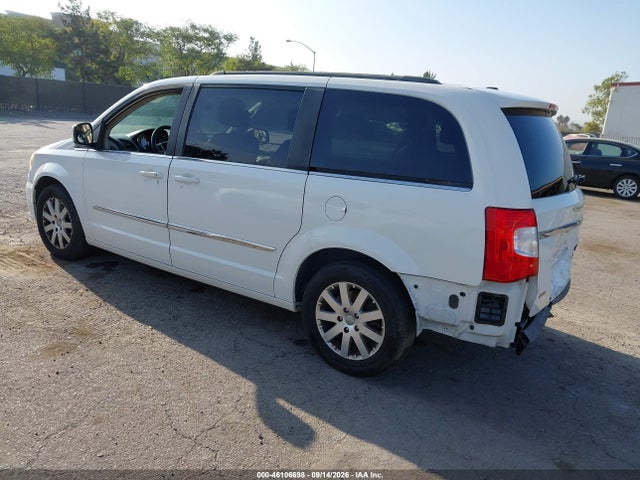 46106698 :رقم المزاد ، 2C4RC1BG4DR674386 vin ، 2013 Chrysler Town & Country Touring مزاد بيع