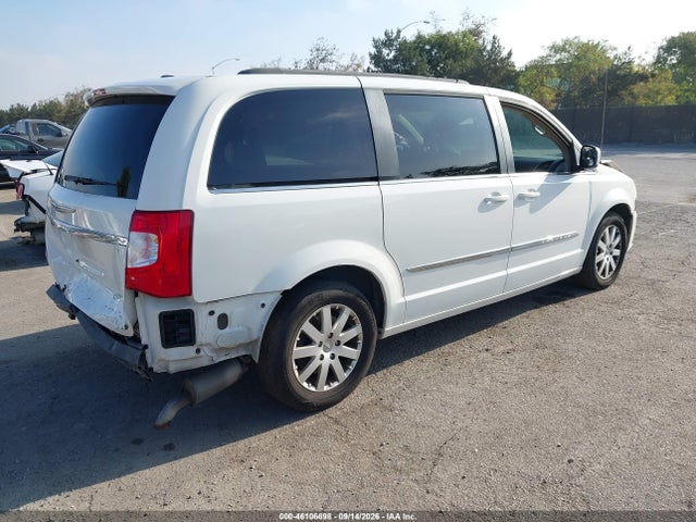 46106698 :رقم المزاد ، 2C4RC1BG4DR674386 vin ، 2013 Chrysler Town & Country Touring مزاد بيع