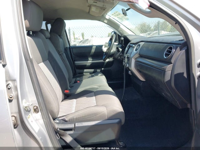 5TFRM5F16HX120851 Toyota Tundra Sr5 4.6l V8