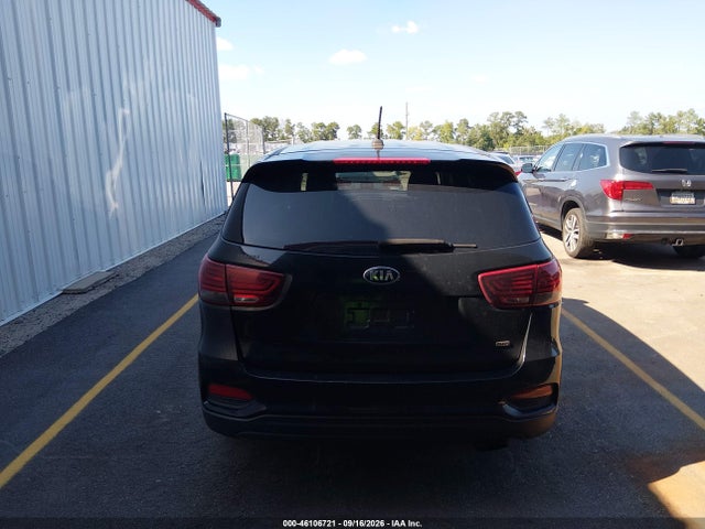 46106721 :رقم المزاد ، 5XYPG4A38KG575664 vin ، 2019 Kia Sorento 2.4l L مزاد بيع