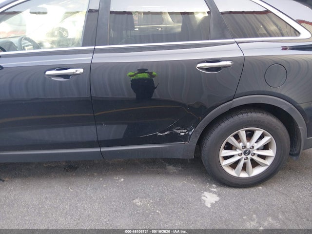 46106721 :رقم المزاد ، 5XYPG4A38KG575664 vin ، 2019 Kia Sorento 2.4l L مزاد بيع