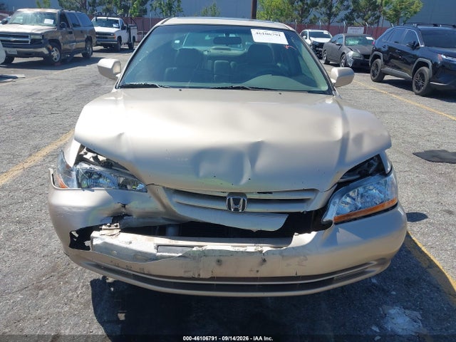 2001 Honda Accord 3.0 Ex მანქანა იყიდება აუქციონზე, vin: 1HGCG16511A038612, აუქციონის ნომერი: 46106791