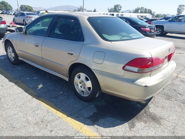 2001 Honda Accord 3.0 Ex მანქანა იყიდება აუქციონზე, vin: 1HGCG16511A038612, აუქციონის ნომერი: 46106791