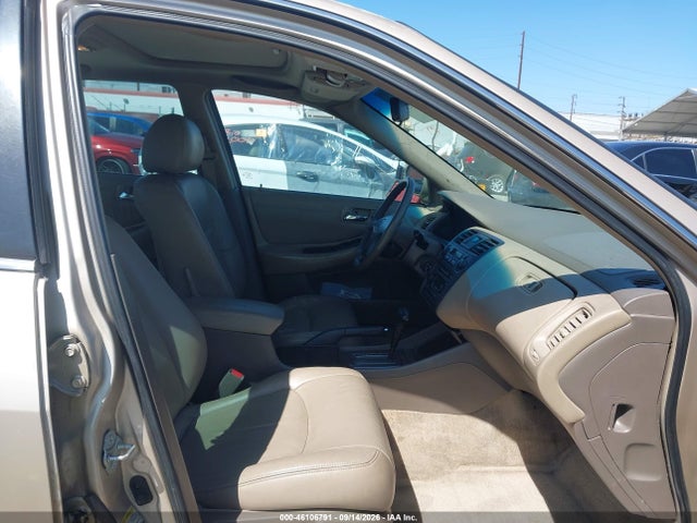 2001 Honda Accord 3.0 Ex მანქანა იყიდება აუქციონზე, vin: 1HGCG16511A038612, აუქციონის ნომერი: 46106791